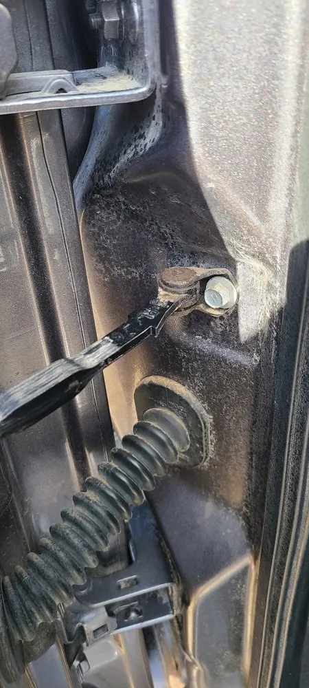 Local yard maintenance in Prescott Valley, AZ by High Desert Auto and Home Renewal