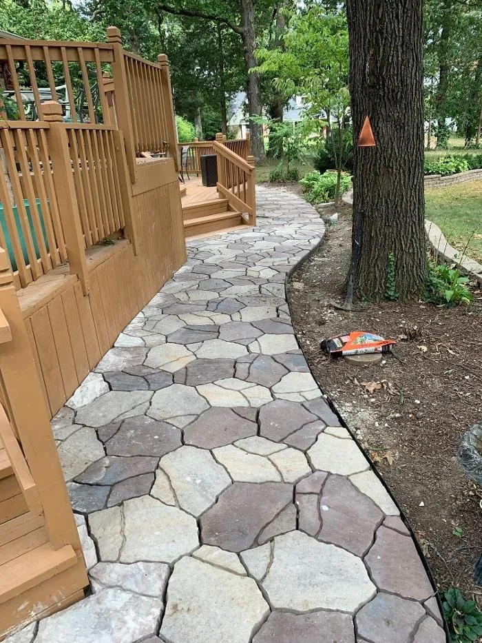 Expert yard maintenance in St. Louis, MO by High End Outdoor Solutions