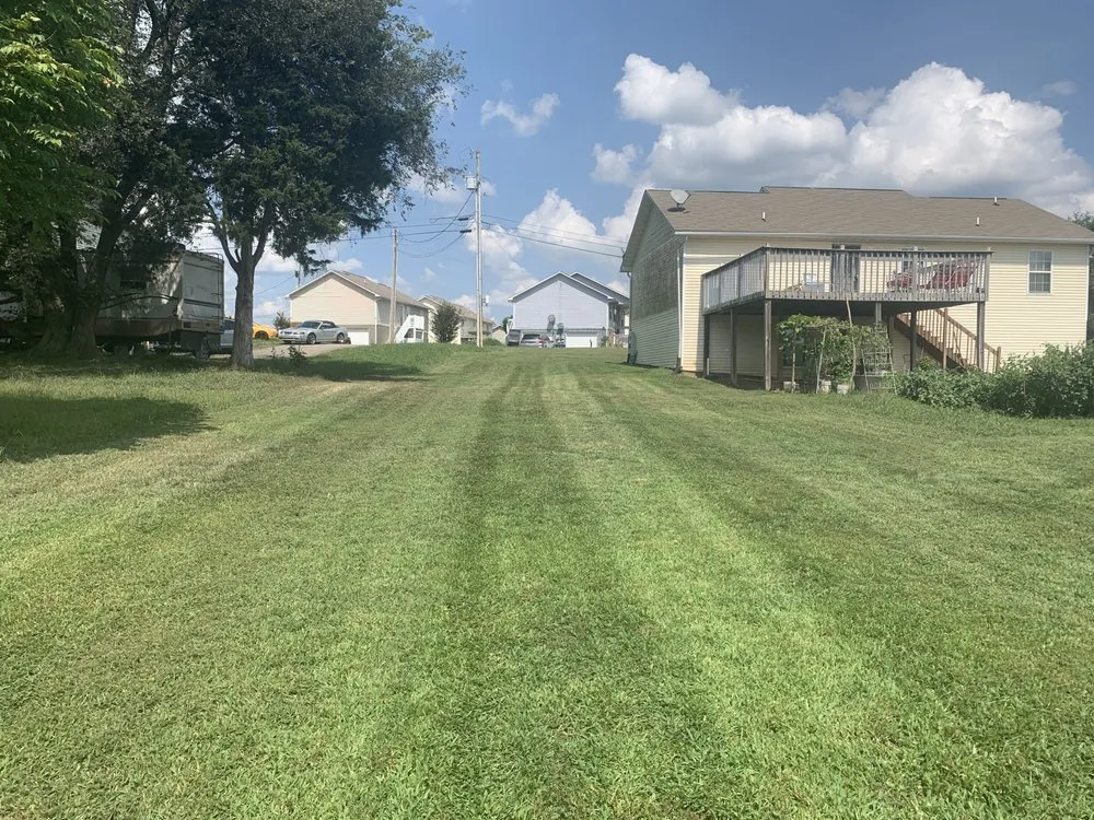 Top-rated yard maintenance in Dandridge, TN by High Grade Lawn Care