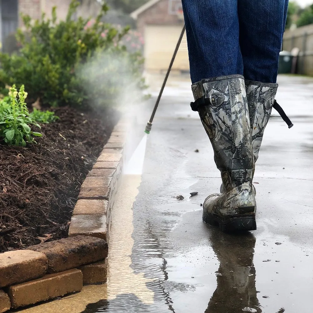 Local landscape installation experts serving Lake Charles, LA - High Maintenance