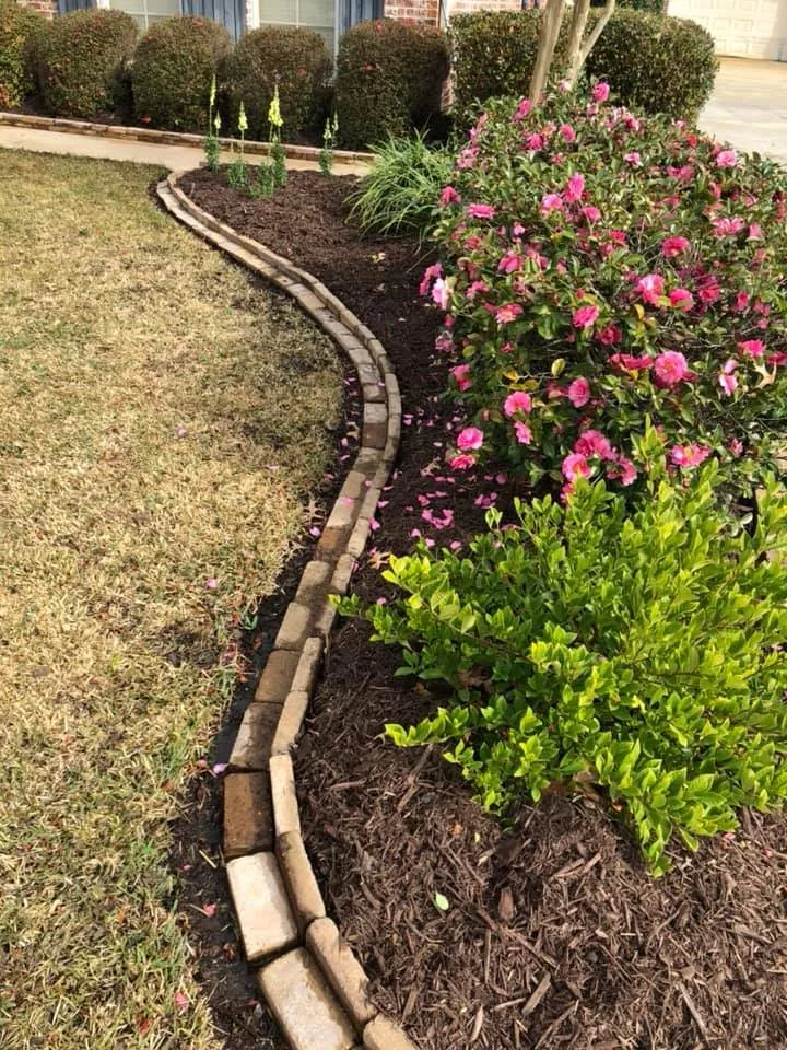 Top-rated outdoor landscaping for residential properties across Lake Charles, LA - High Maintenance
