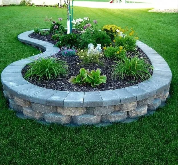 Top-rated garden landscaping near you across Des Moines, IA - High N Tight Lawn and Landscaping