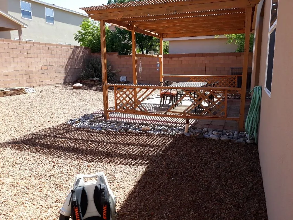 Custom lawn mowing service in Albuquerque, NM - High Quality landscapes
