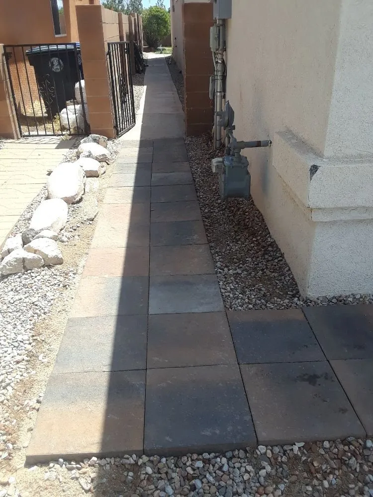 Custom yard cleanup service in Albuquerque, NM - High Quality landscapes