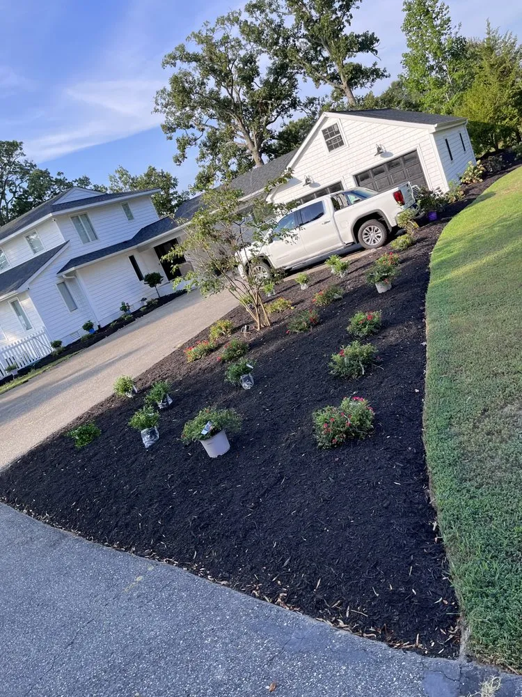 Local landscape design for residential properties in Williamsburg, VA by High Quality Landscaping Service