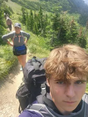 High School Helper Logo