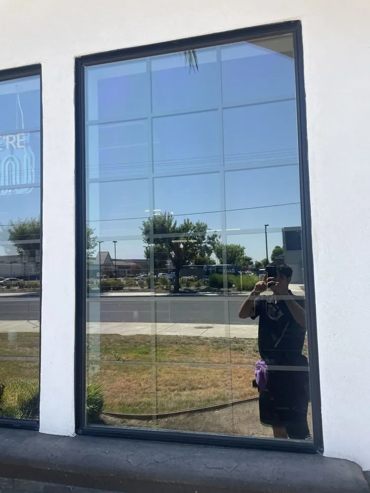 Top-rated lawn care service experts serving Modesto, CA - High Shine Exterior Cleaning