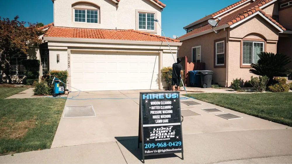 Custom yard maintenance experts serving Modesto, CA - High Shine Exterior Cleaning