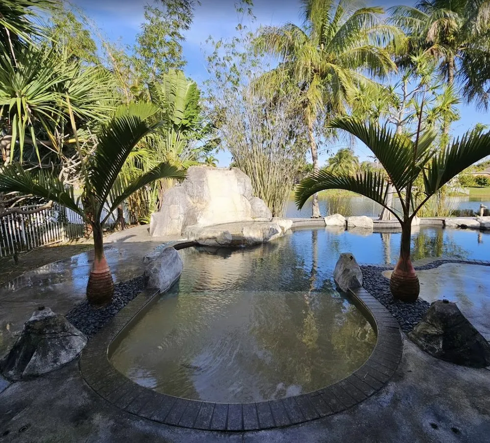 Custom residential landscaping for homes in Hollywood, FL by High Standards Tree Care