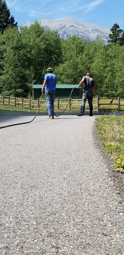 Top-rated yard cleanup service experts serving Manhattan, MT - High Tech Coatings