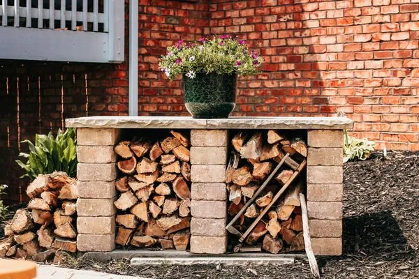 High Trail Lawn Care Logo