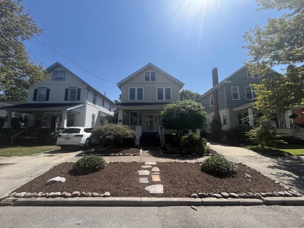 Affordable yard cleanup service for year-round maintenance in Norfolk, VA by High View Landscaping Services