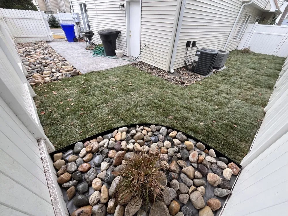 Reliable lawn care service experts serving Norfolk, VA - High View Landscaping Services