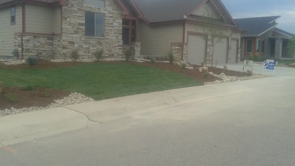 Expert garden landscaping in Sandpoint, ID by Highcraft Landscape and Sprinkler