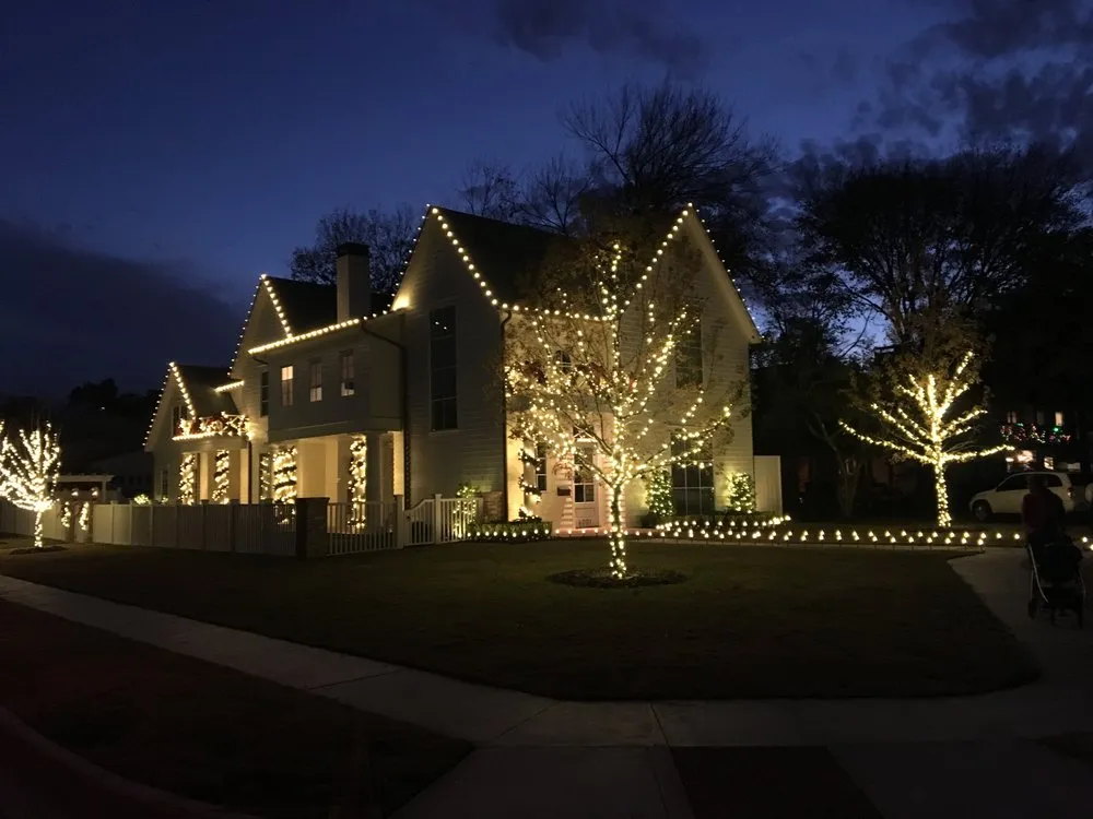 Reliable lawn mowing service in Dallas, TX - Higher Ground Lawn Care & Lighting