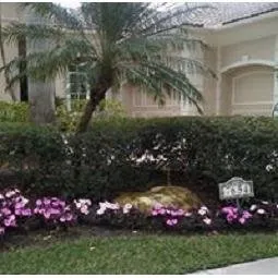Affordable outdoor landscaping near you across Lake worth, FL - Higher peak lawn care