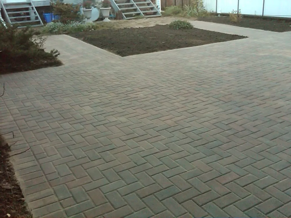 Affordable garden landscaping with custom design in Boxborough, MA by Highgarden Landscape