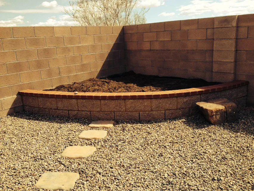 Top-rated yard maintenance for residential properties in Rio Rancho, NM by Highland Landscaping