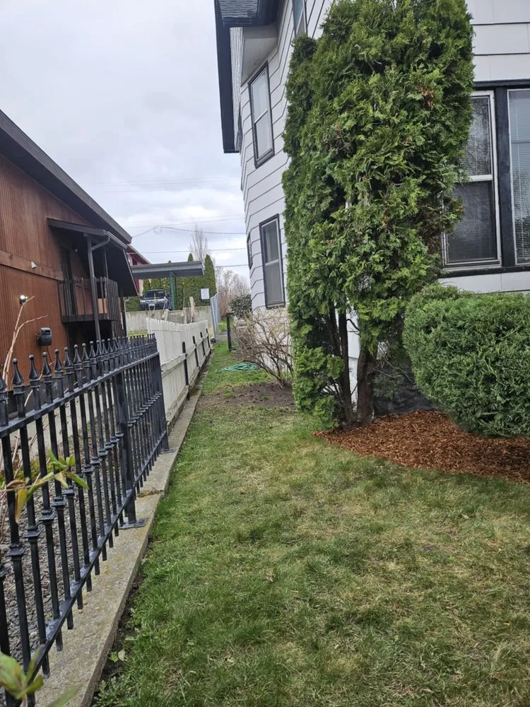 Reliable lawn mowing service experts serving Spokane Valley, WA - Highland Landscaping