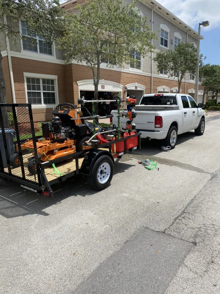 Professional outdoor landscaping experts serving Palm Beach Gardens, FL - Highlight Reel Landscaping