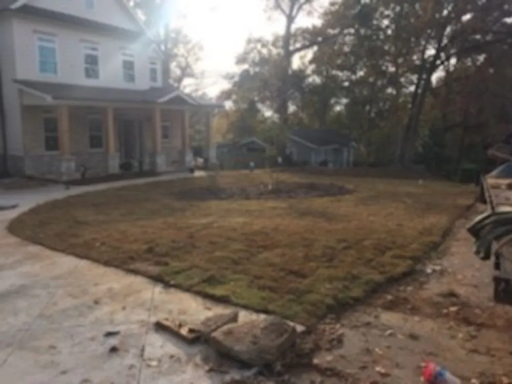 Custom lawn care service experts serving Lithonia, GA - Hight's Helping Hands Lawn Care