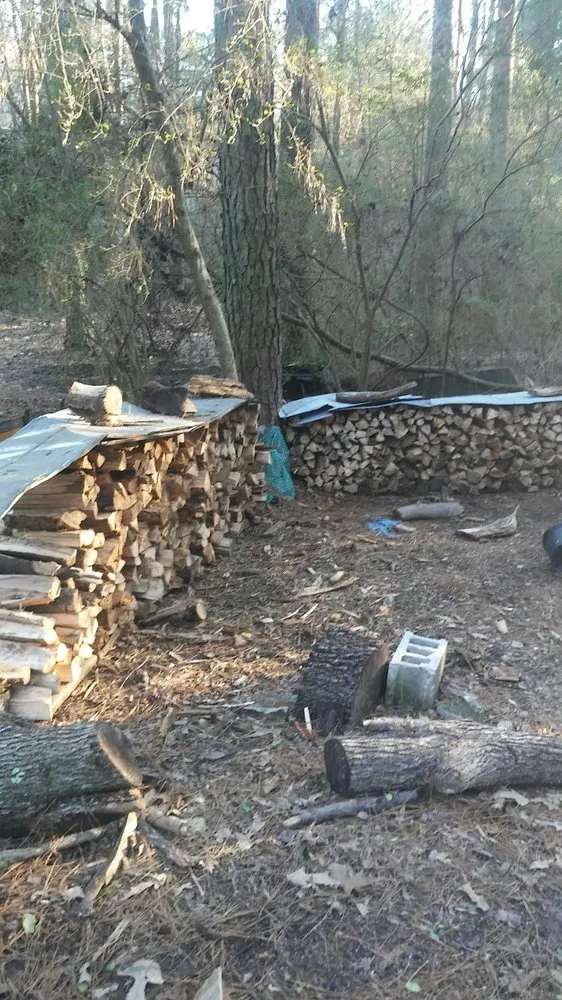 Custom lawn care service near you across Lithonia, GA - Hight's Helping Hands Lawn Care