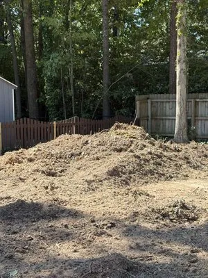 Hight's Helping Hands Lawn Care Logo