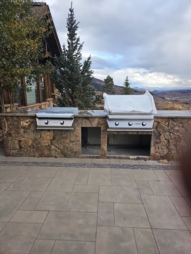 Expert yard cleanup service near you in Lakewood, CO by Highview landscape