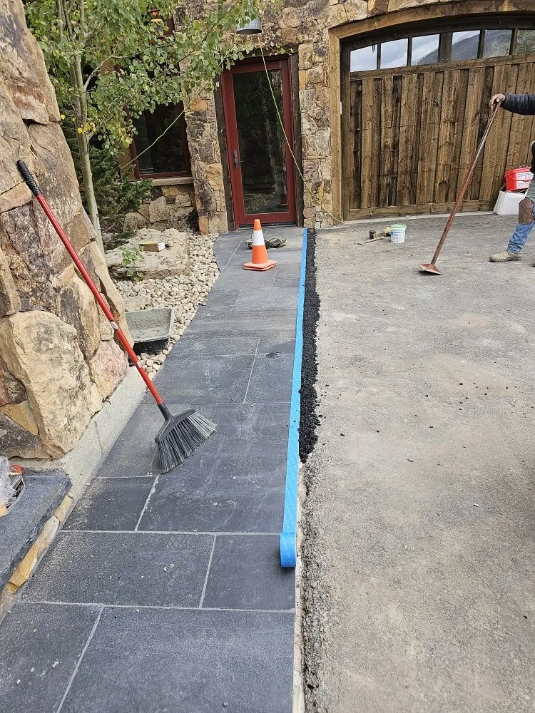 Affordable outdoor landscaping experts serving Lakewood, CO - Highview landscape