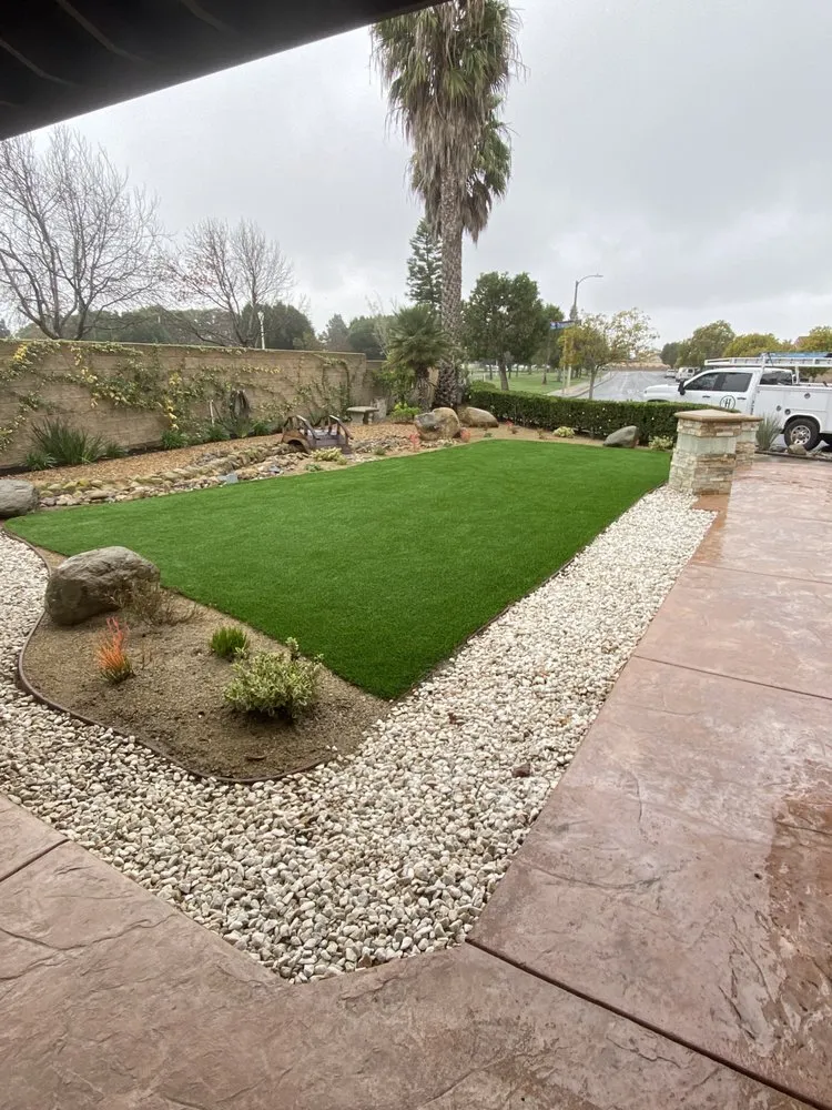 Professional yard cleanup service in Oxnard, CA - Higos Lawncare