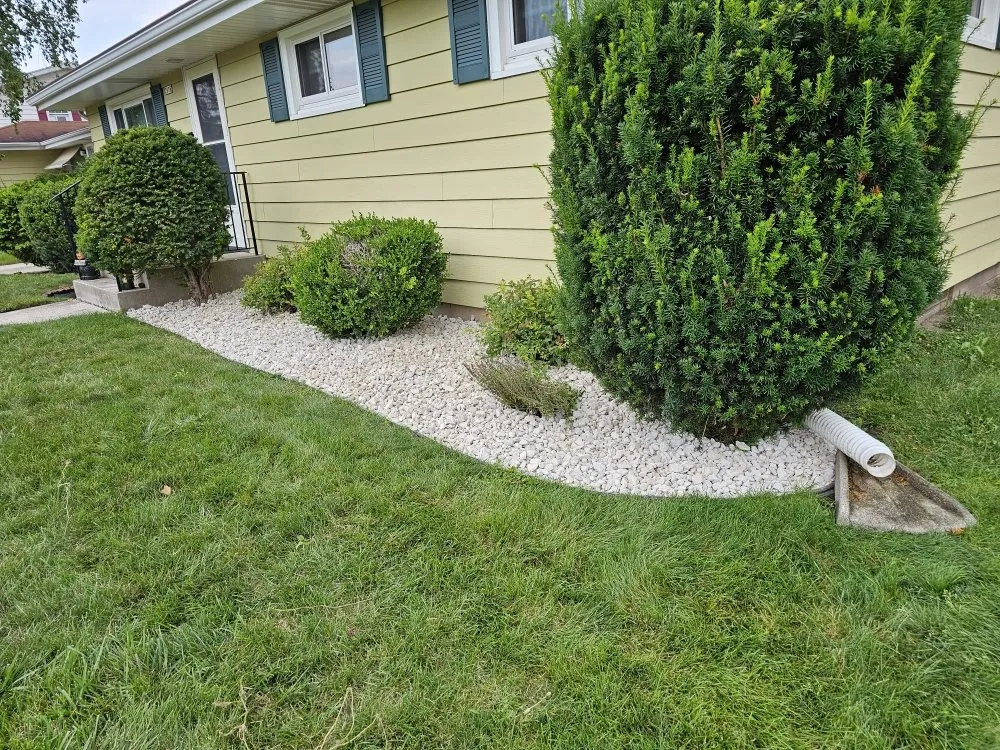 Affordable lawn care service in Sheboygan, WI by Hilbelink's Lawn Care
