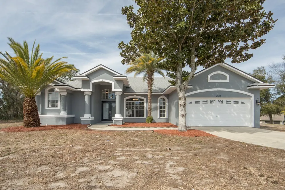 Local garden landscaping for beautiful yards in Spring Hill, FL by Hildreth Sod & Landscape