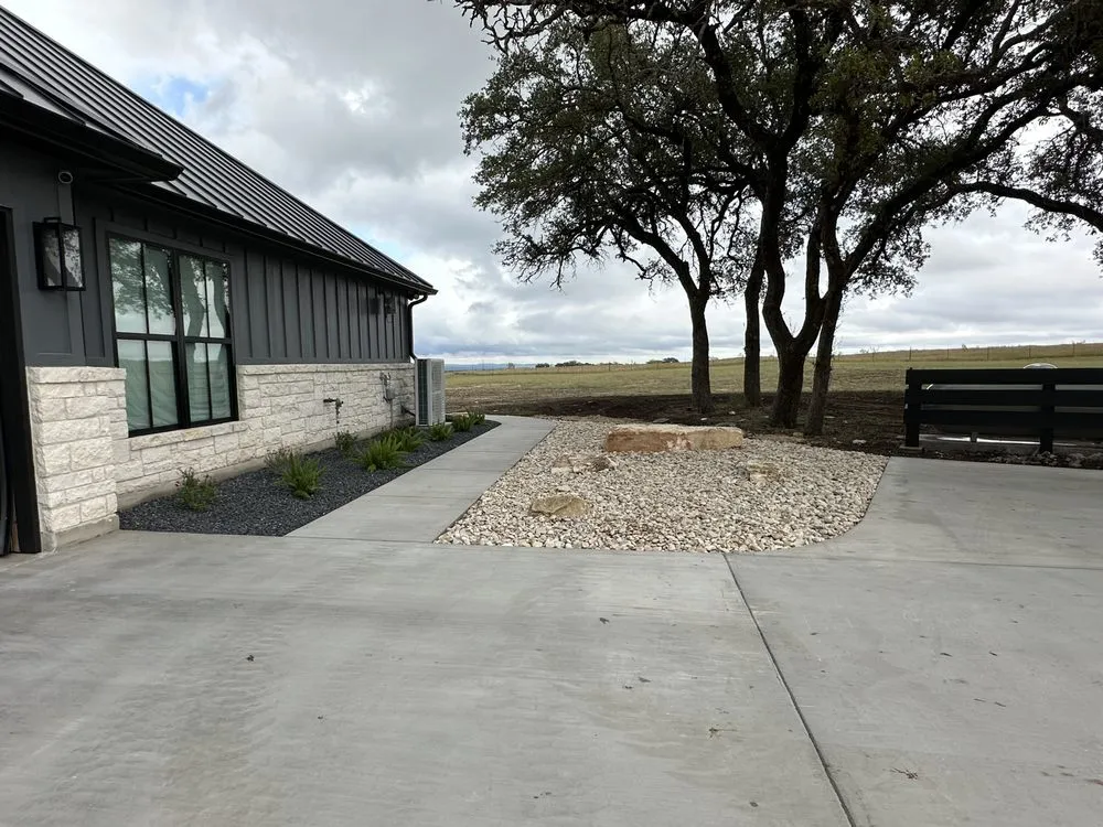 Reliable lawn mowing service experts serving Fredericksburg, TX - Hill Country Pristine