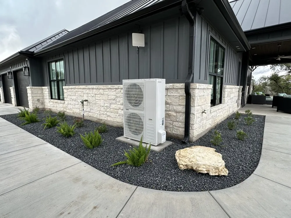 Custom garden landscaping in Fredericksburg, TX - Hill Country Pristine