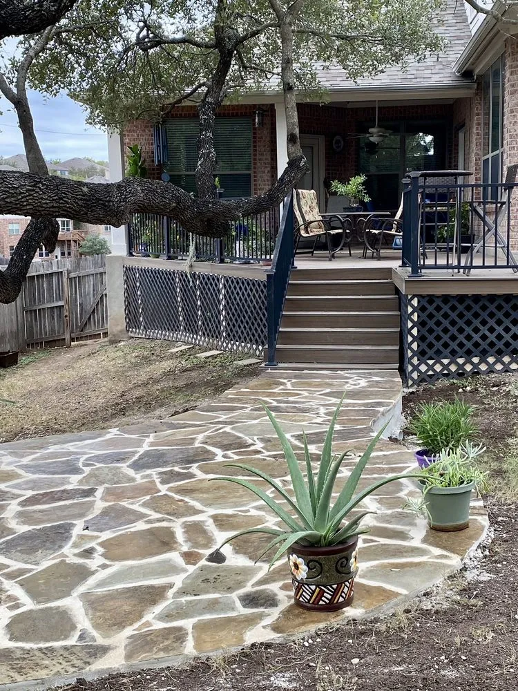 Expert outdoor landscaping in San Antonio, TX by Hill Country Tree & Landscape