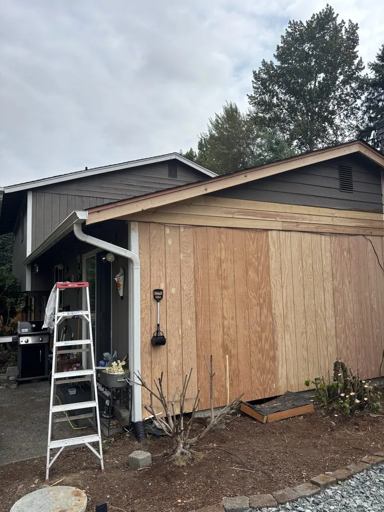 Expert landscape design in Enumclaw, WA by Hill Family Homes