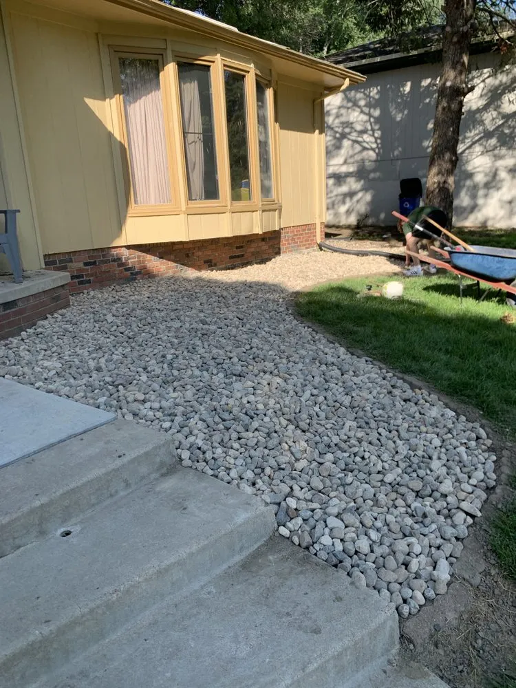 Custom lawn mowing service for beautiful yards across Omaha, NE - Hill Property Management