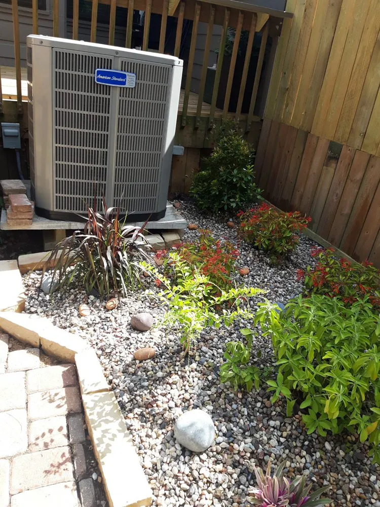 Expert outdoor landscaping for homes in Clear Lake, TX by Hill Tree Landscape