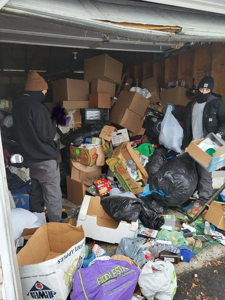 Expert outdoor landscaping in Yakima, WA by Hillbilly Haulers