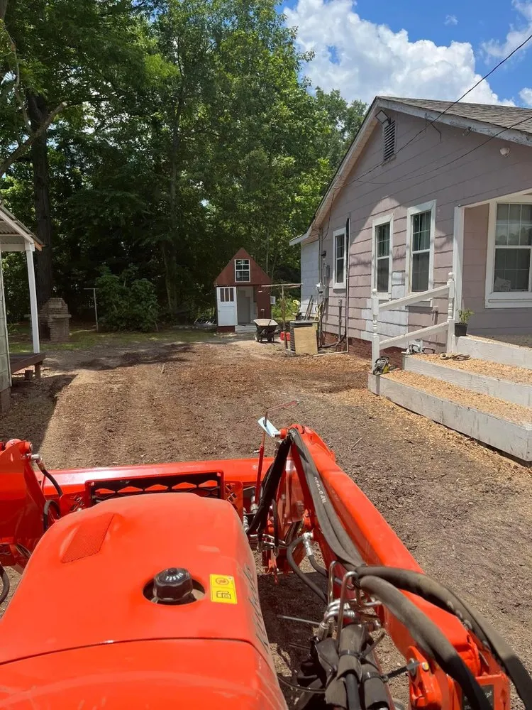 Expert garden landscaping in Vicksburg, MS - Hill’s Custom Services