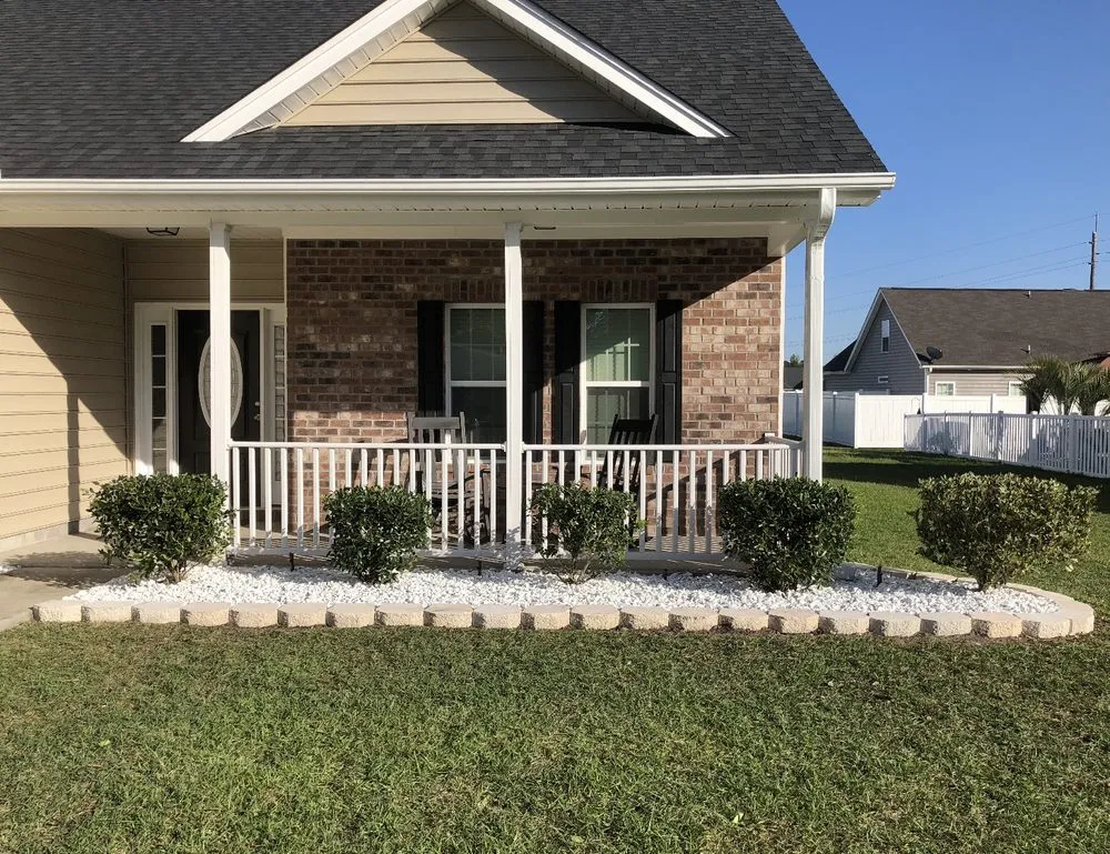 Custom residential landscaping in Conway, SC - Hills Cutting Edge