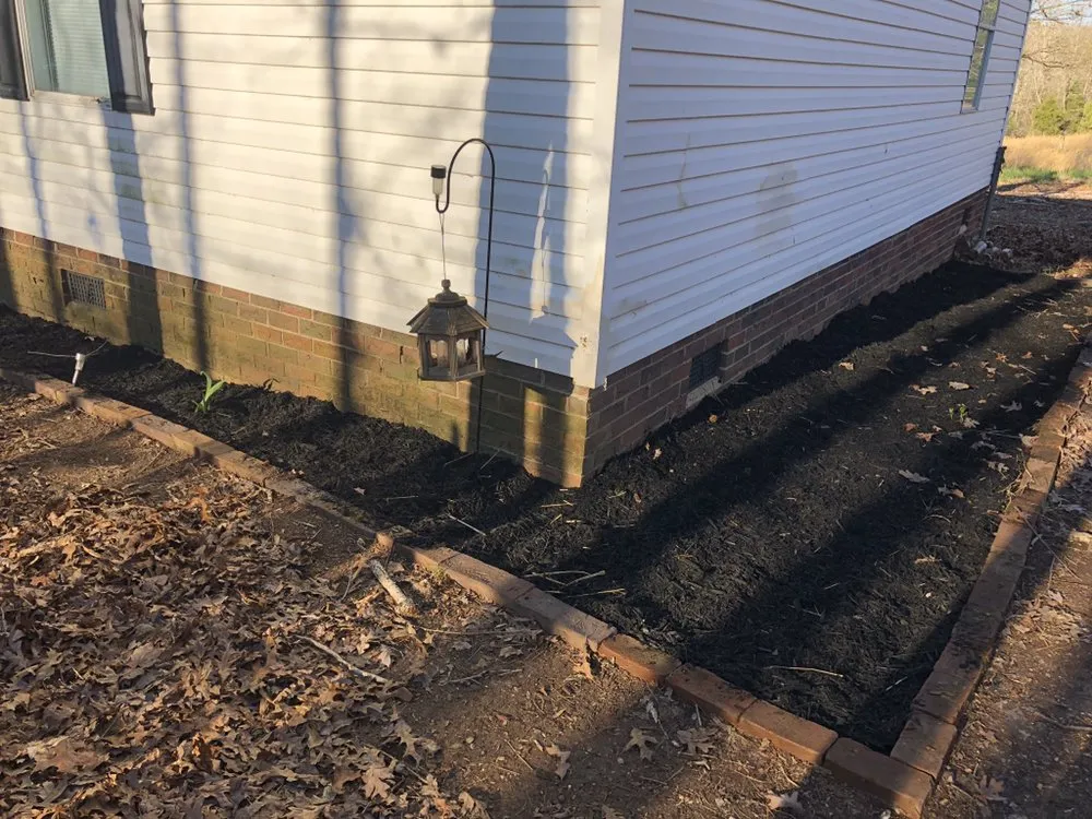 Top-rated yard cleanup service in Gold Hill, NC - Hills Lawn Service