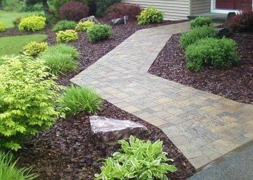 Custom lawn care service for beautiful yards across Endicott, NY - Hillside Garden Landscaping
