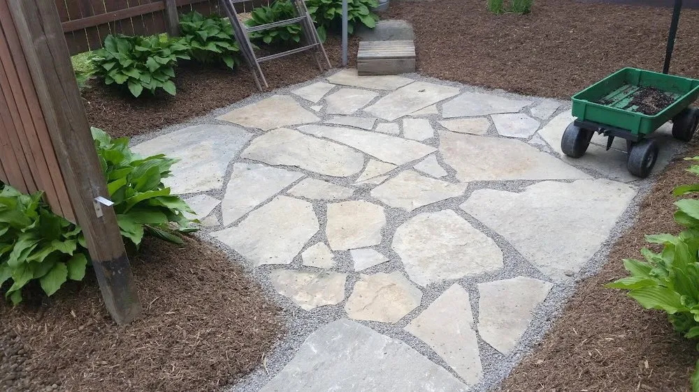 Affordable yard maintenance in Endicott, NY - Hillside Garden Landscaping