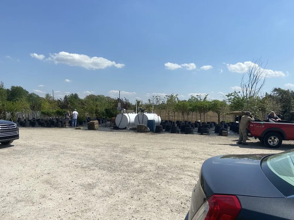 Local garden landscaping experts serving Evansville, IN - Hillside Gardens