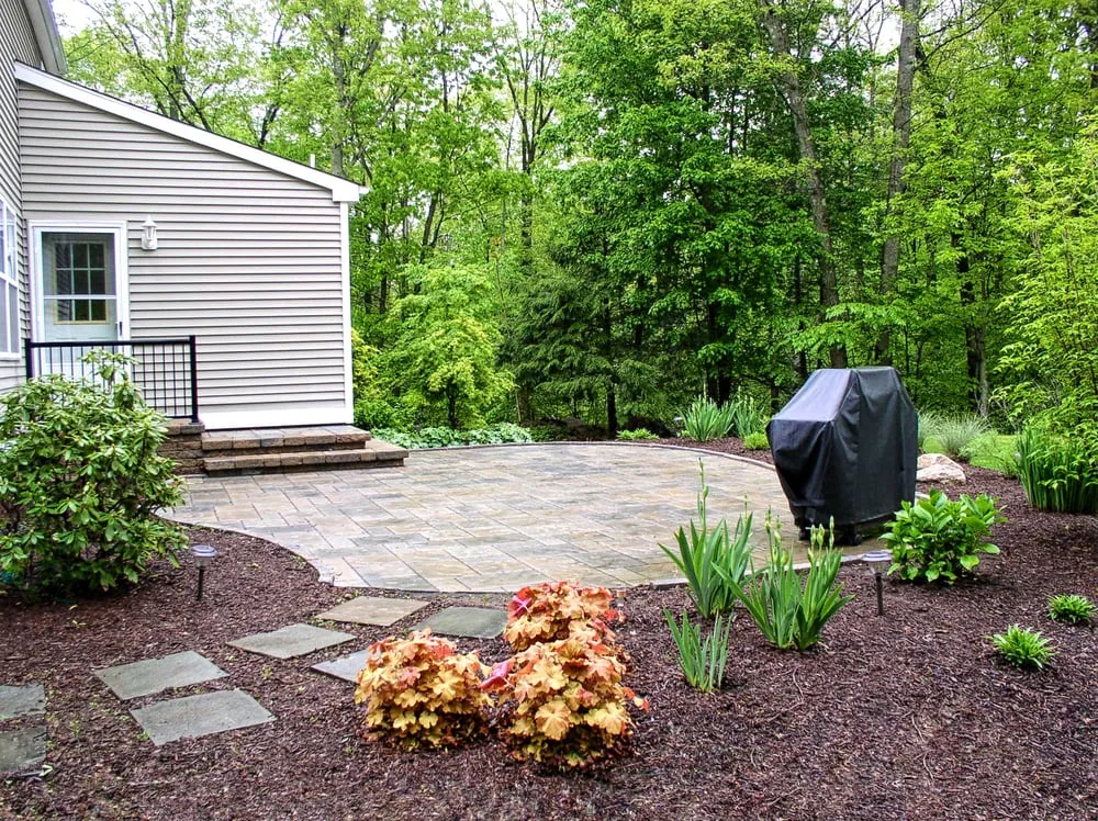 Custom landscaping services in Berlin, CT by Hillside Landscaping Co.