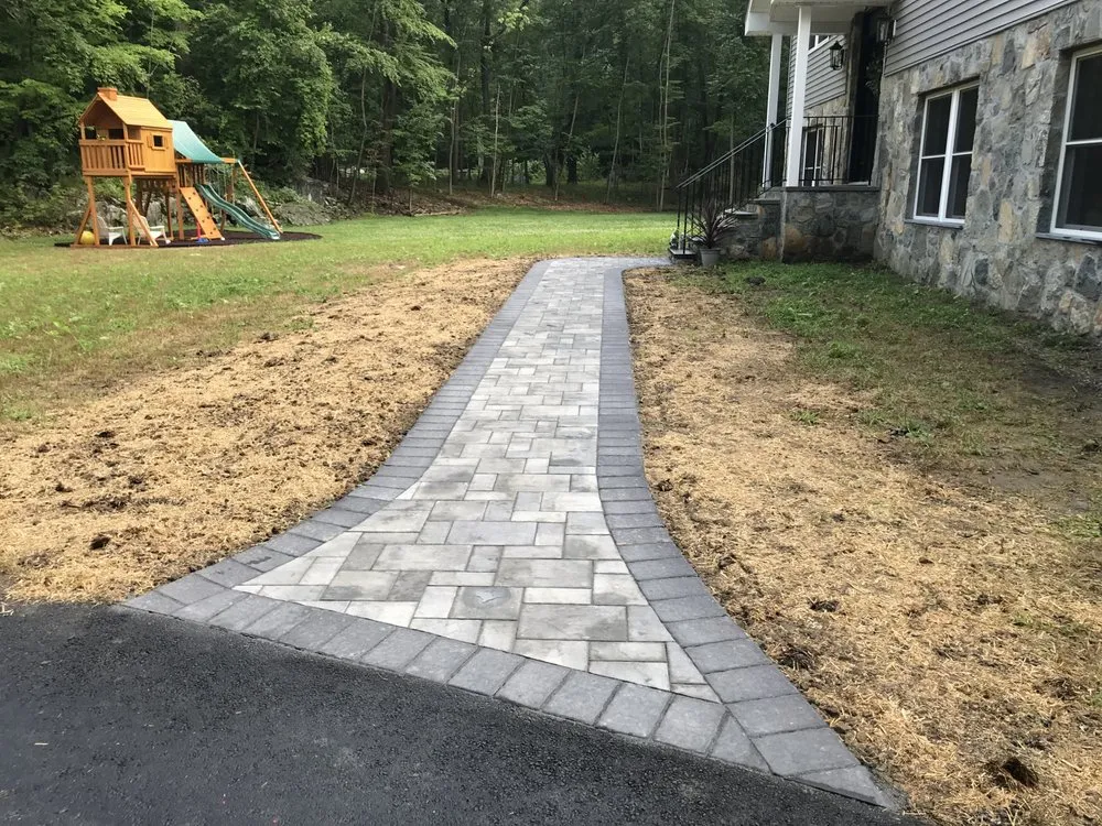 Expert outdoor landscaping in Croton-on-Hudson, NY - Hilltop