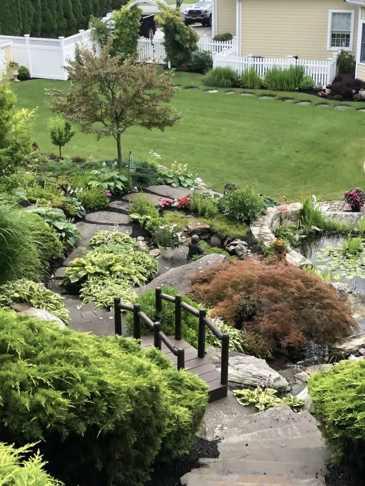 Trusted outdoor landscaping in Croton-on-Hudson, NY - Hilltop