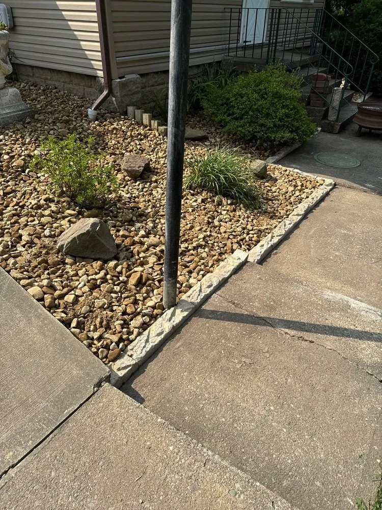 Reliable garden landscaping in Dresden, OH by Hilltop Landscapes