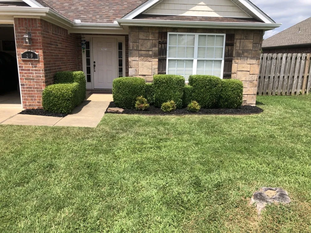 Affordable lawn care service in Bethel Heights, AR - Hilltop Landscaping